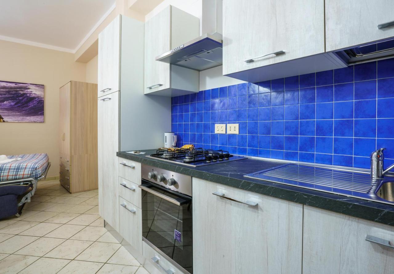 A Due Passi Dal Mare Apartment *